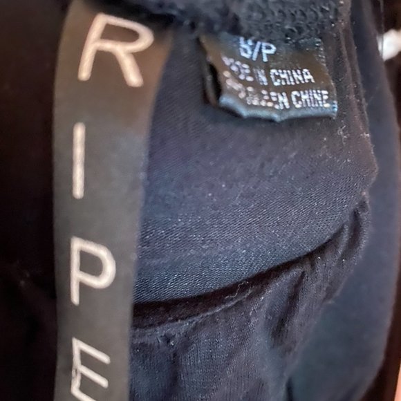 Black Sexy Tank - Picture 5 of 6